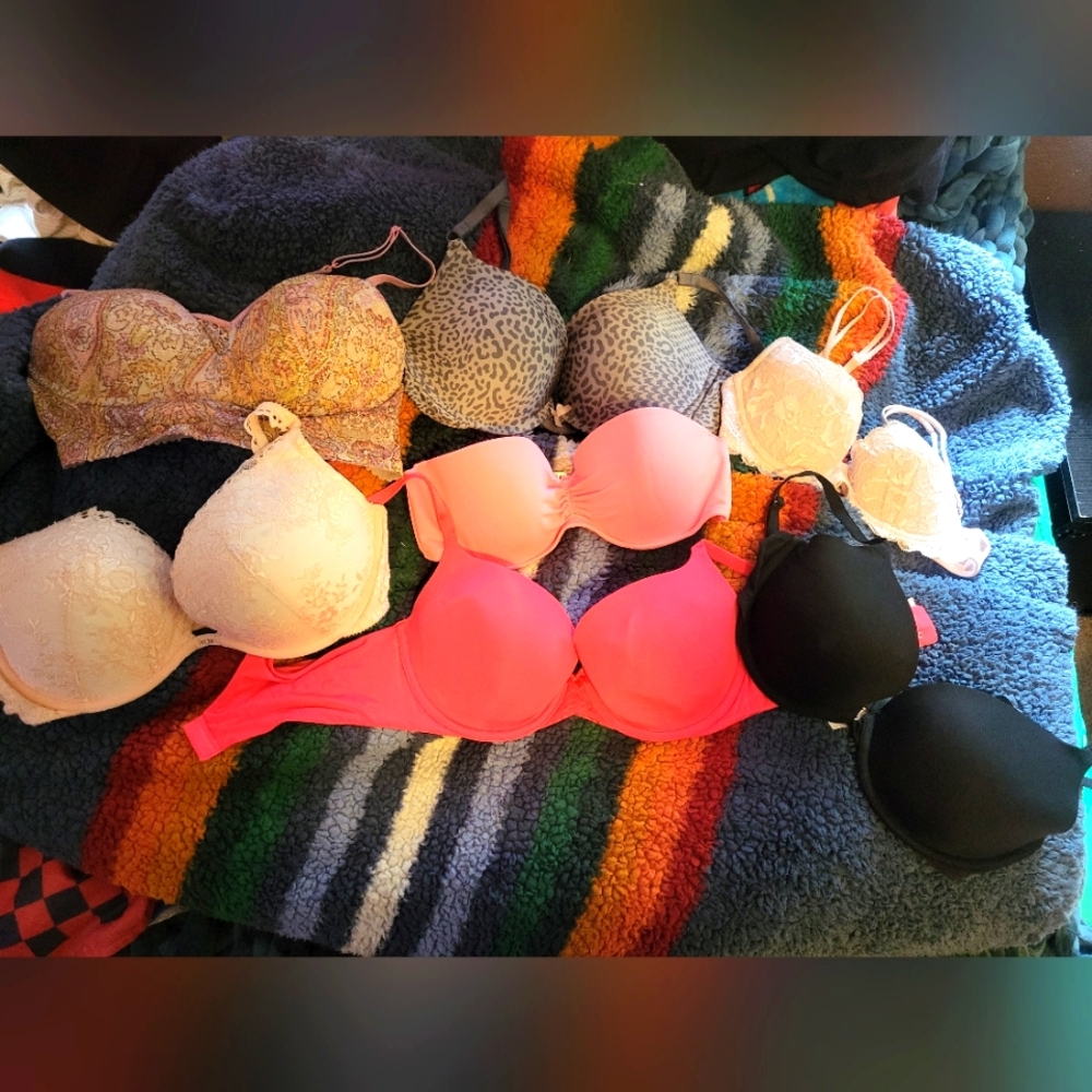 VS/PINK shirt/Bra bundle